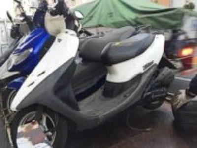 春日部市で原付バイクのホンダ ライブDio 2サイクル ホワイトを無料引き取り処分と廃車手続き代行