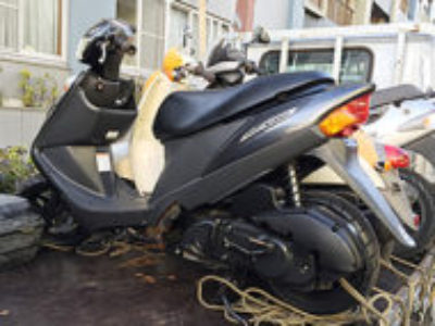 品川区で原付バイク スズキ アドレスV125(黒)の引き取り処分と廃車を無料で行いました！