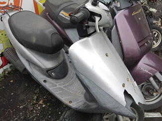 神奈川県秦野市で原付バイク ライブDio シルバー色を無料引き取りと廃車しました
