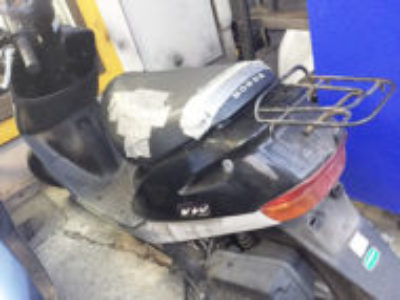 横浜市都筑区で原付バイクのホンダ スーパーDio(黒色)を無料で引き取り処分と廃車手続き代行