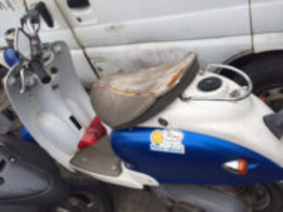 大磯町で原付バイクのヤマハ ビーノ(青&白)を無料で引き取り処分