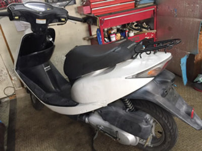 埼玉県熊谷市でホンダ ディオ(6代目・ホワイト)を無料で引き取り処分