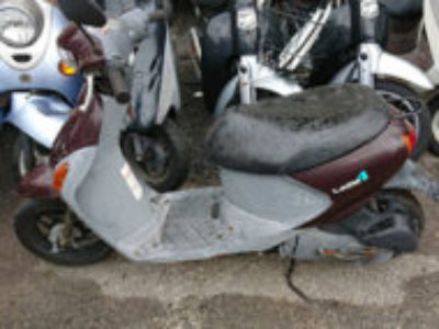 横浜市中区本牧町1丁目で原付バイクのスズキ レッツ4 ブラウンを無料引き取り処分