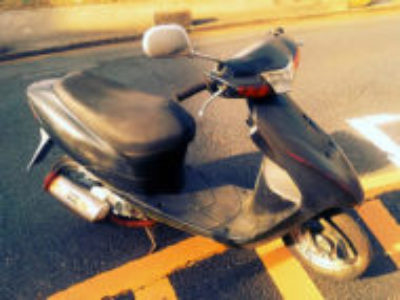 成田市吾妻2丁目でスズキ レッツ2 ブラックを無料引き取り処分