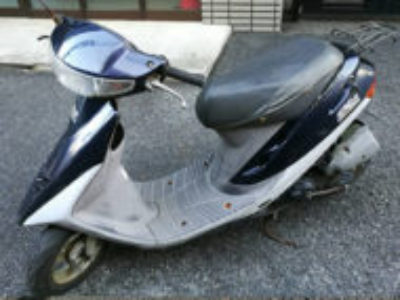 荒川区東日暮里(東京)で原付バイク スーパーDio ネイビーの引き取り処分を無料で行いました！