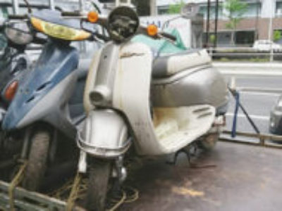 港区西麻布で原付バイクのホンダ ジョルノ シルバー＆ホワイトを無料で引き取り処分と廃車