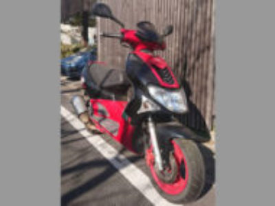 千葉市若葉区貝塚町でキムコ スーパー9S ブラック&レッドを無料で引き取り処分