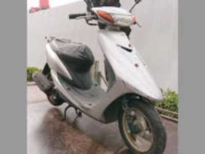 荒川区東日暮里の原付バイクのJOG(CV50) シルバーの引き取り処分と廃車を無料で行いました！