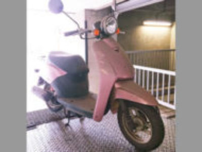 保土ケ谷区新桜ケ丘で原付バイクのホンダ トゥデイ レプスピンクを無料引き取り処分と廃車