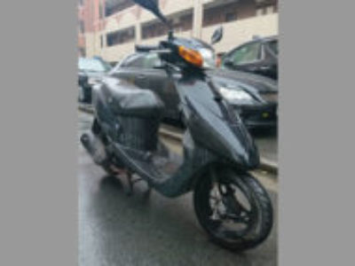 横浜市西区岡野のスズキ レッツ2 ブラック(シート破れ・キズ・サビ)を無料で引き取り処分