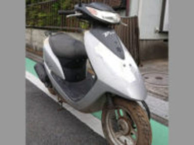 八潮市緑町で原付バイクのホンダ Dio シグマシルバーメタリックを無料引き取りと廃車