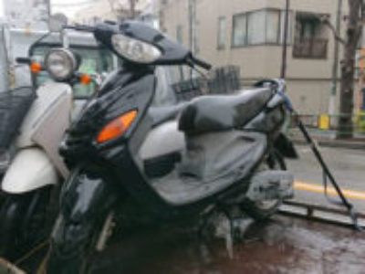 世田谷区三宿で原付バイクのヤマハ グランドアクシスを無料引き取り処分と廃車