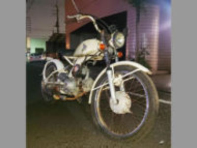 川口市南前川2丁目で原付バイクのホンダ ソロ ホワイトを無料で引き取り処分