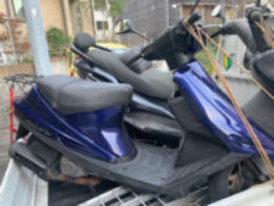 鎌倉市西御門1丁目で原付バイクのスズキ アドレスV100を無料で引き取り処分