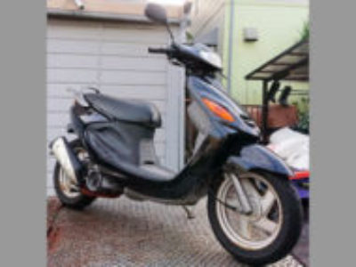 神奈川県高座郡寒川町倉見で原付バイクのヤマハ グランドアクシス100を無料で引き取り処分と廃車