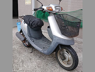 藤沢市高倉で無料で引き取り処分と廃車をした原付バイクのヤマハ JOG アプリオ