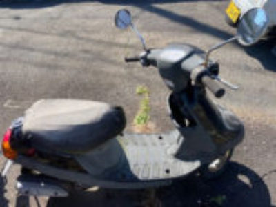 横浜市保土ケ谷区川島町で原付バイクのヤマハ JOG アプリオ ブラック2を無料引き取り処分と廃車