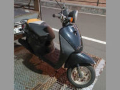 浦安市猫実で原付バイクのホンダ トゥデイ FI パールプロキオンブラックを無料で処分と廃車手続き代行しました
