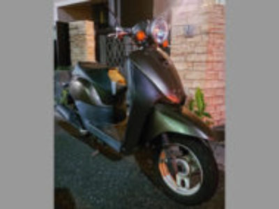 草加市で原付バイクのホンダ トゥデイ FI ペルセウスブラウンメタリックを引き取り処分と廃車手続き代行