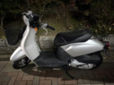 足立区西保木間で原付バイクのホンダ トゥデイ(2005年)を無料で引き取り処分と廃車手続き代行