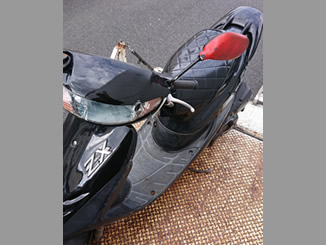 町田市で引き取り処分した原付バイクのライブDio ZX ブラック(エンジンかからず)