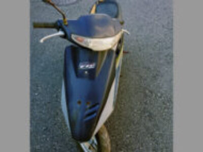 茨城県守谷市の原付バイク ホンダ スーパーDio  グリッタブラック(カギ無し)を無料で引き取り処分しました