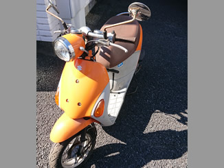 越谷市(埼玉)で無料で引き取り処分をした原付バイク スズキ レッツ4 パレット ネーブルオレンジ